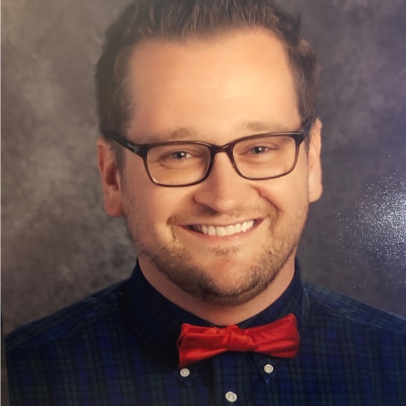 Meet your Posher, Christopher - Picture 2 of 4